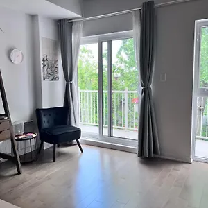 https://1-min-to-metro-new-condo-lovely-cozy-studio.hotels-in-montreal.org
