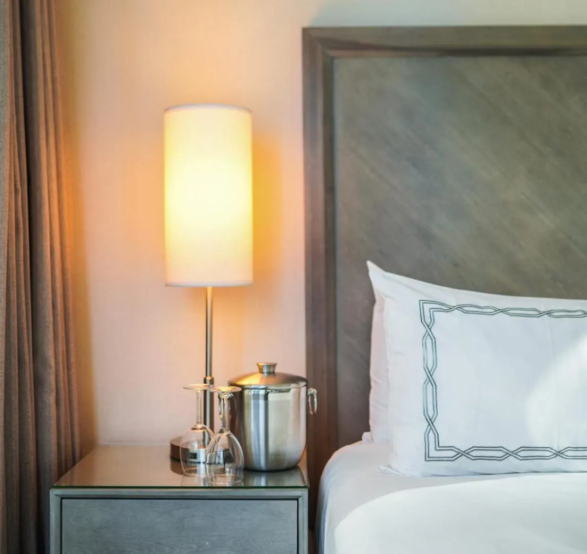The Parker Hotel And Rooftop Vancouver