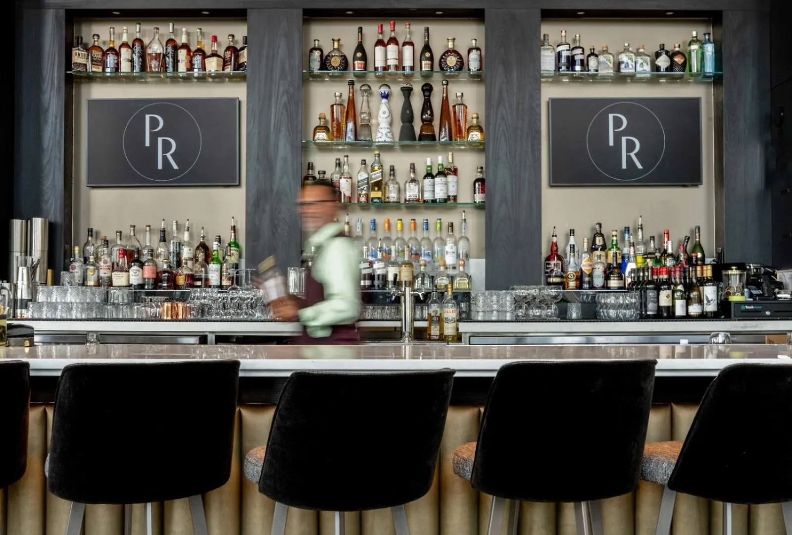The Parker Hotel And Rooftop Vancouver