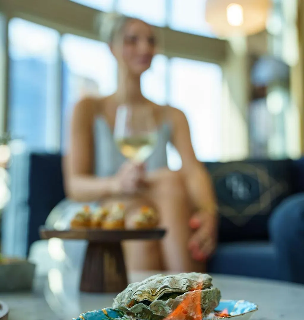 ****  The Parker Hotel And Rooftop Vancouver Canada